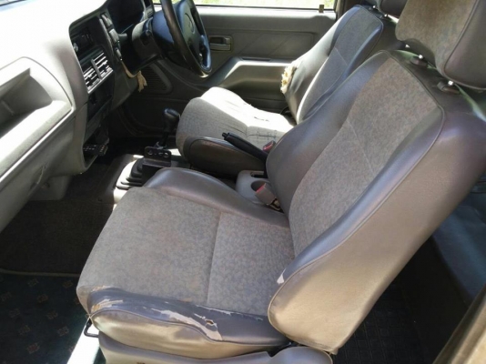 !!!! อีซูซุ ดราก้อนเพาเวอร์ ปี 43 หน้าหวีแท้ เครื่อง 2.5 CC พวงมาลัยเพาเวอร์แท้