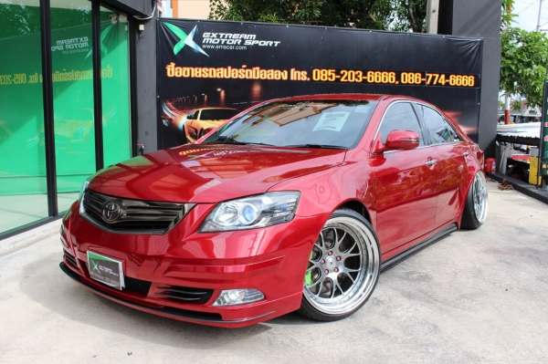 ลดราคาเอาแบบสุดๆไปเลย ลดทันที 90,000 . ขาย TOYOTA CAMRY 2.0G ปี 2010 ตัวท็อปสุด แต่ง VIP ของแต่งกว่าล้าน ออกงานโชว์ได้เลย สุดประเทศ ตัวรถสีแดงเกร็ด ชุดแต่งรอบคัน กันชนหน้าหลังสเกริต์ข้าง ไฟท้ายLED กระจกข้าง benz ล้อ SSR แท้ตัวลิมิเต็ล ขอบ 20 ยางใหม่หมด เบ
