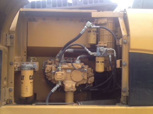 ขาย 320D สภาพสวพพร้อมใช้นำเข้าจากประเทศญี่ปุ่น ติดต่อ อำพล 090-9694506, 080-3031241