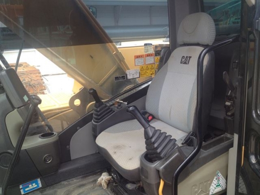 ขาย 320D สภาพสวพพร้อมใช้นำเข้าจากประเทศญี่ปุ่น ติดต่อ อำพล 090-9694506, 080-3031241