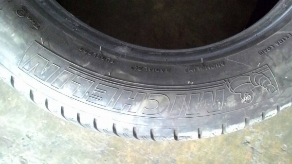235/55R17 MICHELIN PRIMACY HP มี 1 เส้น tel.081-427-3941 235/55R17 MICHELIN PRIMACY HP มี 1 เส้น tel.081-427-3941