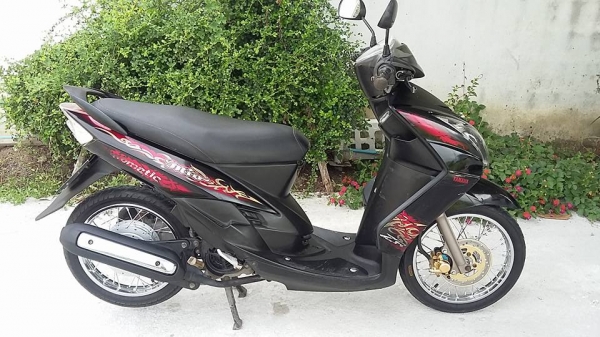 ขาย yamaha mio 115 สองตา เครื่องเดิมสนิท เฟืองท้ายไม่มีหอน ท่อไม่มีควันแน่นอน ชุดสีเดิมสนิท รถบ้าน ทะเบียนไม่ขาดต่อ ชุดโอนครับ รถอยุ่ สรงประภา ดอนเมือง กรุงเทพ เบอ 0891123302 line progress7109 ราคา 13600 บาท