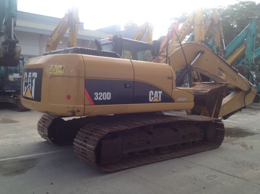 ขายอีกคันคับ 320D สภาพสวยพร้อมใช้นำเข้าจากประเทศญี่ปุ่น ติดต่อ อำพล 090-9694506, 080-3031241