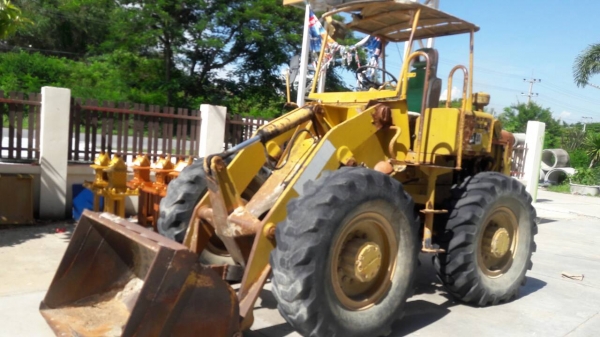 ขายรถตักjh30สภาพเดิมใช้งานทุกวัน รถอยุ่จังหวัด ร้อยเอ็ด ราคา280,000ต่อรองได้-โทร0895725533