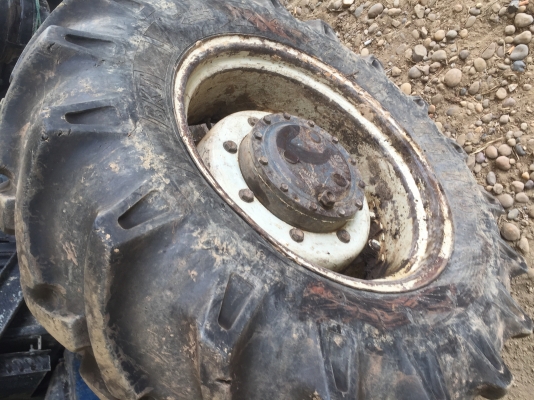 FORD6640ทะเบียนพร้อมโอน2เพลา