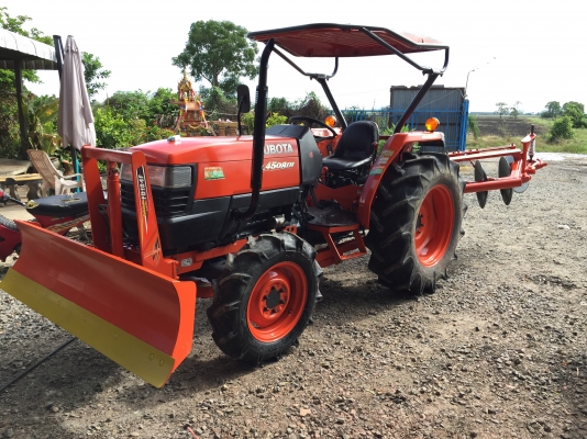 ขาย L4508Di มีใบดันหน้าเล่มทะเบียนพร้อมโอน รถบ้านสวยเดิมเครื่องเฟืองเกียร์ดีมาก ท่านใดหารถบ้านสวยเดิมไม่มีผิดหวัง