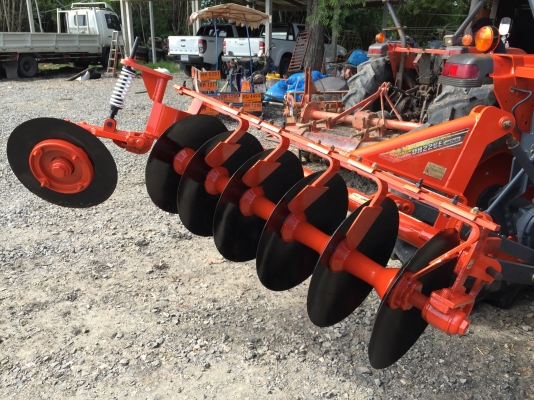 ขาย L4508Di มีใบดันหน้าเล่มทะเบียนพร้อมโอน รถบ้านสวยเดิมเครื่องเฟืองเกียร์ดีมาก ท่านใดหารถบ้านสวยเดิมไม่มีผิดหวัง