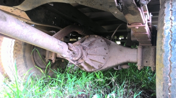 ขายISUZU NPR 115  แรงเครื่องเกียร์สีเดิมทั้งคันน็อตล้อ 6 ตัวยางดีกระบะยาว 4.3 เมตร