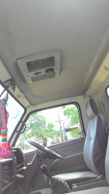 ขายISUZU NPR 115  แรงเครื่องเกียร์สีเดิมทั้งคันน็อตล้อ 6 ตัวยางดีกระบะยาว 4.3 เมตร