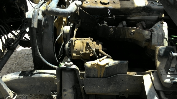 ขายISUZU NPR 115  แรงเครื่องเกียร์สีเดิมทั้งคันน็อตล้อ 6 ตัวยางดีกระบะยาว 4.3 เมตร