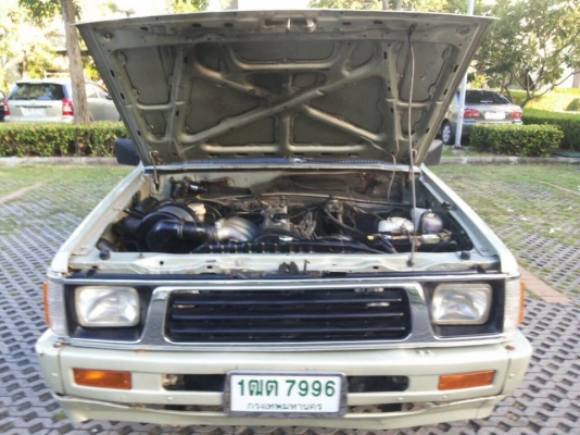 รถใช้งานใด้ปรกติ เครื่องดีไม่หลวมแห้งๆ เกียร์ดีไม่หลุดไม่หอน แชสชีไม่ผุไม่ดาม แบตใหม่ แอร์เย็น