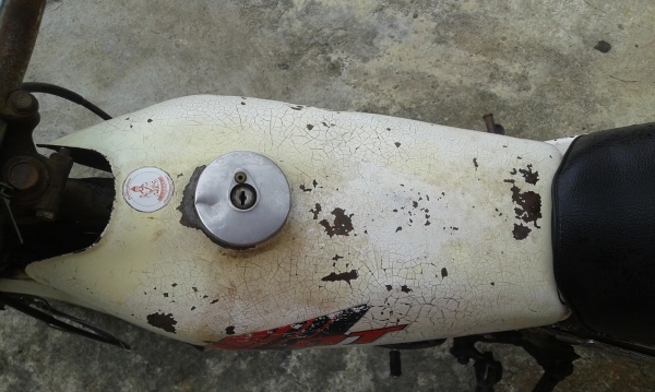 ขาย DT 100 ไม่มีเล่ม เครื่องติด ขี่ได้ ขายตามสภาพ ขาย DT 100 ไม่มีเล่ม เครื่องติด ขี่ได้ ขายตามสภาพ