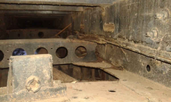 หกล้อ อีซซู NPR115 ห้างเกียร์สั่น สภาพเดิมๆพร้อมใช้งาน ทะเบียนพร้อมโอน  ดูรถได้ที่ บ.ท่าสองคอน จ.มหาสารคาม