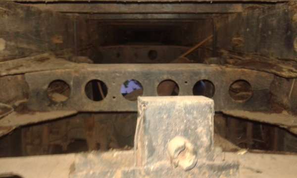 หกล้อ อีซซู NPR115 ห้างเกียร์สั่น สภาพเดิมๆพร้อมใช้งาน ทะเบียนพร้อมโอน  ดูรถได้ที่ บ.ท่าสองคอน จ.มหาสารคาม