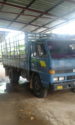 หกล้อ อีซซู NPR115 ห้างเกียร์สั่น สภาพเดิมๆพร้อมใช้งาน ทะเบียนพร้อมโอน  ดูรถได้ที่ บ.ท่าสองคอน จ.มหาสารคาม