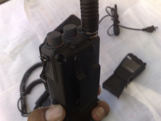 ขายวิทยุสื่อสาร standard c-150 ราคา 3500 บาท สิ่งที่จะได้,ตัวเครื่อง,เสายาง,เซฟเวอร์,ซองหนังแบบยาว,สายคล้องมือ