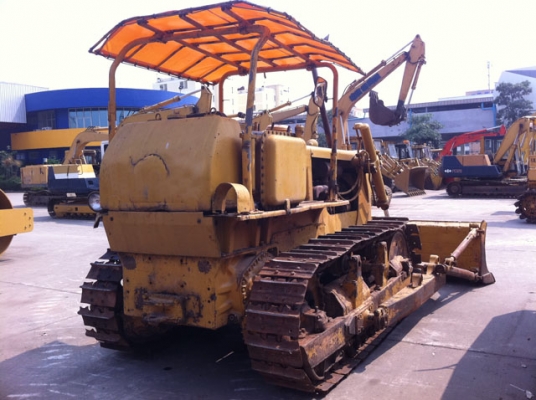 ขายด่วนแทรกเตอร์KOMATSU D50-15 ราคาถูก ตรวจเช็คแล้ว