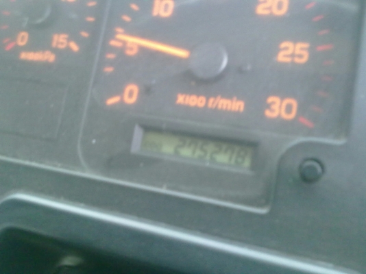 ต้องการขายหัวลาก10 ล้อISUZU DECA320