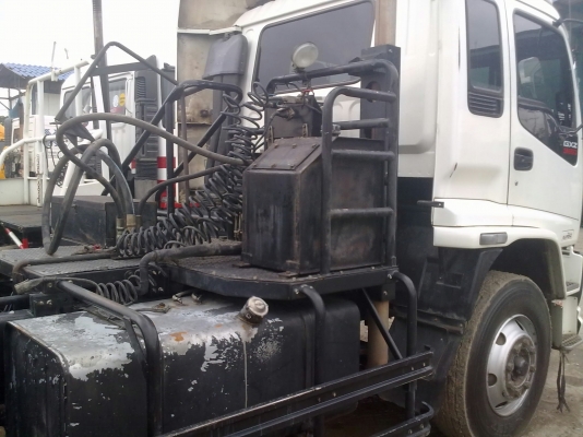ต้องการขายหัวลาก10 ล้อISUZU DECA320