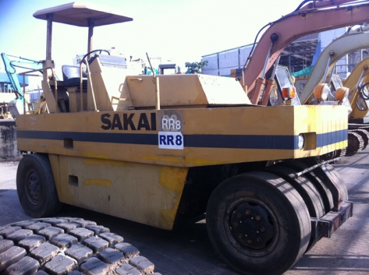 ขายด่วนรถบดล้อยาง9ล้อSAKAI TS200 ตรวจเช็คพร้อมใช้ เล่มทะเบียน