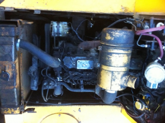 ขายด่วนรถบดล้อยาง9ล้อDYNAPAC CP201 ตรวจเช็คพร้อมใช้