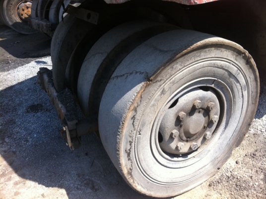 ขายด่วนรถบดล้อยาง9ล้อSAKAI TS7409 พร้อมเล่มทะเบียน ตามสภาพ