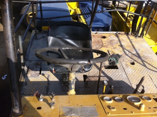 ขายด่วนรถบดล้อยาง9ล้อSAKAI TS7409 พร้อมเล่มทะเบียน ตามสภาพ