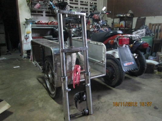 ขายโช๊คหน้าsteed400ครับ 4500