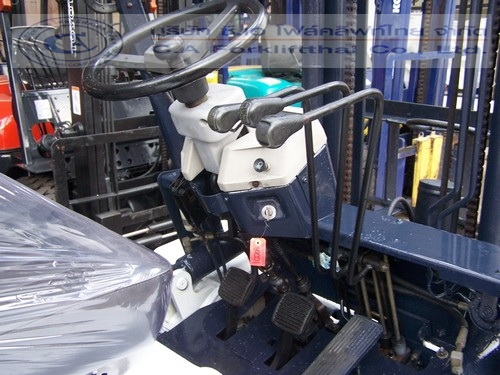 ขาย รถโฟล์คลิฟท์ KOMATSU รุ่น FD20-11