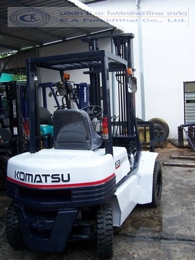 ขาย รถโฟล์คลิฟท์ KOMATSU รุ่น FD20-11
