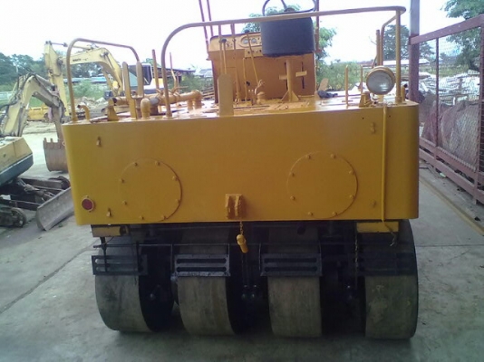 ขายด่วนรถบดล้อยาง7ล้อWATANABE WP15WE ทำสี ตรวจเช็คพร้อมใช้ เก่าญี่ปุ่น
