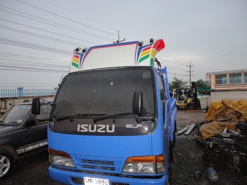 ขายรถบรรทุก4ล้อ