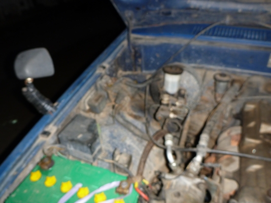 ขายรถโตโยต้า ฮีโร่ 4 ขอLN51ไม่มีเล่ม เป็นรถประมูล ไม่ให้เล่ม