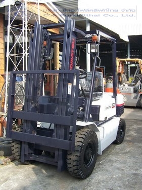 ขาย รถโฟล์คลิฟท์ KOMATSU รุ่น FD20 -11