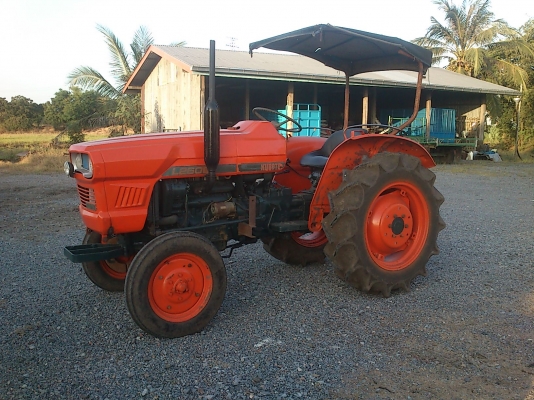 ขายรถไถ L2600 พร้อมอุปกรณ์