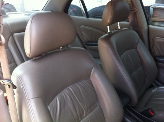 ขายรถ nissan  sunny super Neo