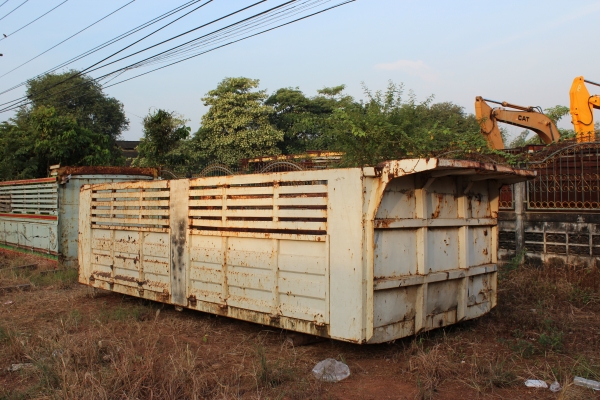 กระบะรถ ๑๐ ล้อ