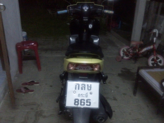 honda click play 51 ลดลงจากป้าย 2000฿