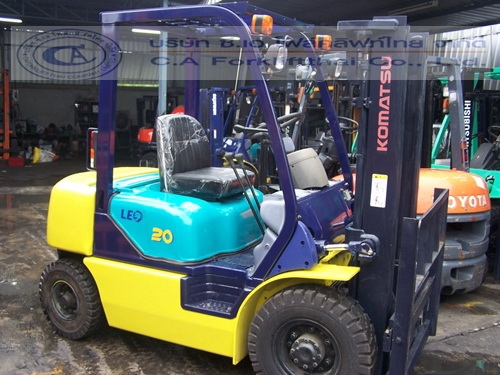 ขาย รถโฟล์คลิฟท์ KOMATSU รุ่น FD30-8