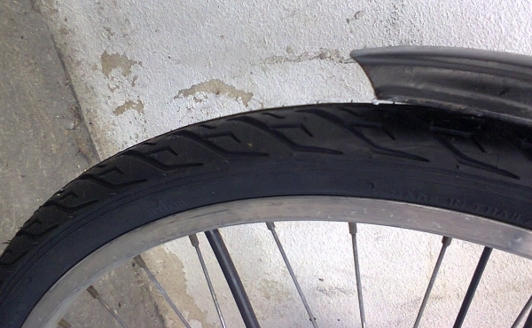 จักรยาน 24 นิ้วๆๆๆ มีเกียส์ ถูกก ดอกยางเต็ม เพิ่งเปลี่ยน เอาไปใส่สายเกียร์ ใช้ได้ จักรยาน 24 นิ้วๆๆๆ มีเกียส์ ถูกก ดอกยางเต็ม เพิ่งเปลี่ยน เอาไปใส่สายเกียร์ ใช้ได้