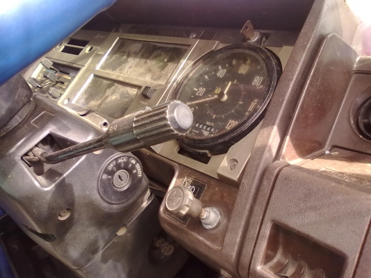 หัวสิบล้อสวย ๆ  ราคา ตามตกลง (ติดตั้งให้พร้อม) โทร 081-9666645 ช่างเปิลใจดี