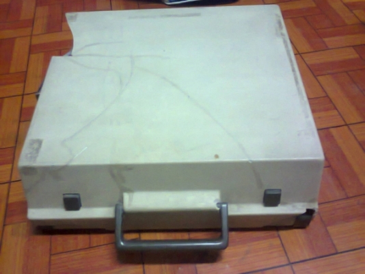 เครื่องพิมพ์ดีด olympia ใช้ก็ได้ สะสมก็ดี