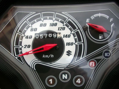 ขายSuzuki Shogun Axelo 2012 ไมล์แท้ 5789 กม.รถหัวฉีดEPI ประหยัดน้ำมัน แรงด้วยขุมกำลัง 125 CC เครื่องทน สีแดง