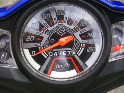 ขายSuzuki Skydrive 2012ลาย SD ไมล์แท้ 4767 กม.เครื่องหัวฉีดประหยัดน้ำมัน สภาพเดิมๆ จากโรงงาน สีน้ำเงิน ขาว