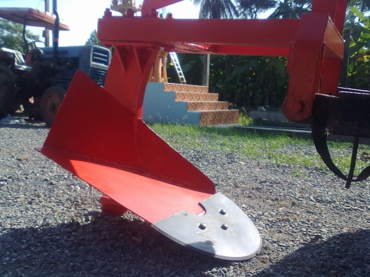 ขายผานขุดมัน ขุดได้ลึก ไม่กินแรงรถ ผลผลิตเสียหายน้อยมาก