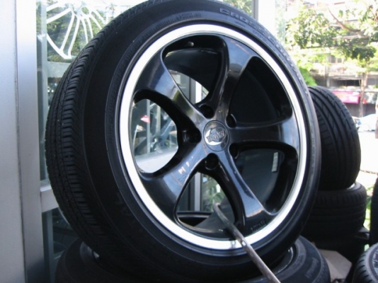 ล้อแม็กเทคอาร์ทแท้มือสอง- -ขอบ21 ใส่Cayanneครับ