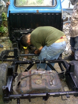 ขายs40 สีรถทำใหม่  คนราชบุรีจองแล้วคับ หมดจอง15ก.พ56ตามที่ตกลงกัน