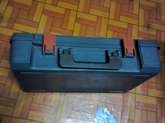 กล่องสว่าน สวยๆ   ไว้ใส่อุปกรณ์  เครื่องมือได้ครับ