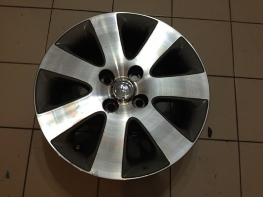ขายล้อมือ2 Toyota Altis ขอบ 15 4รู100 4  วง ราคา 3,700 บาท
