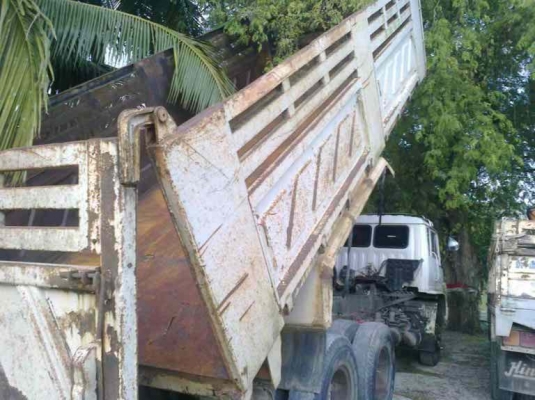 ขายรถ 10 ล้อดั๊ม HINO 227 เครื่อง 220 แรงม้า เดิมๆ สวยๆ สนใจโทร 0819701072